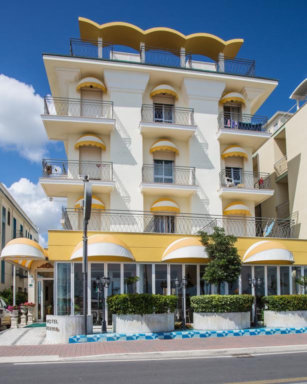 Hotel Gardenia ベラーリア・イジェア・マリーナ エクステリア 写真